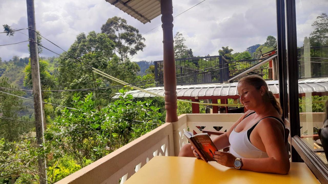 Bed and Breakfast Sitha'S Heaven Ella Exterior foto